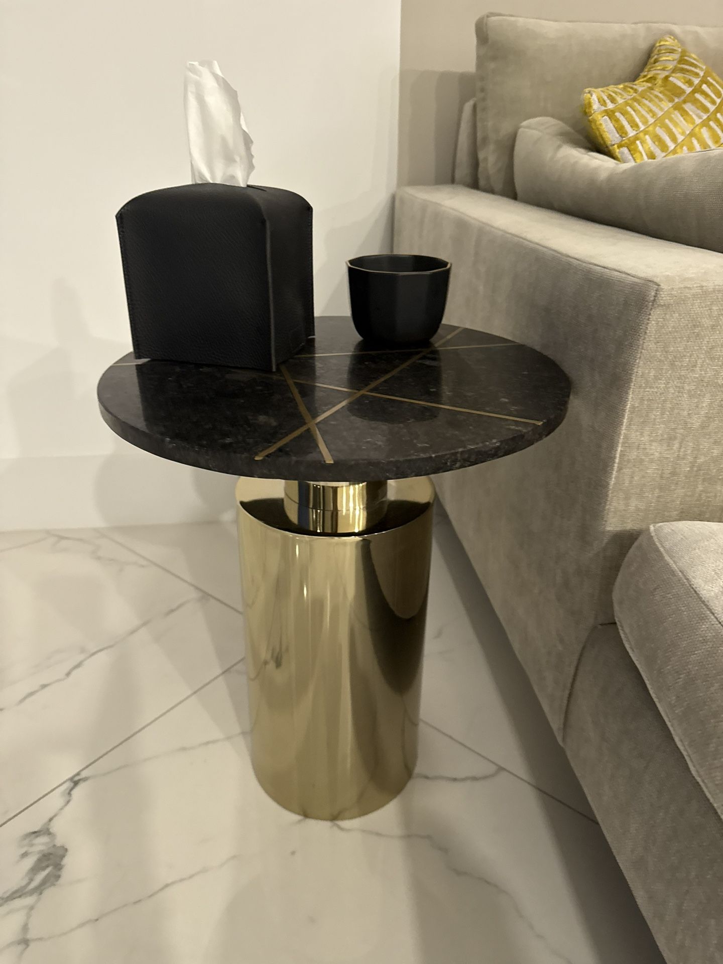 Seka - Beistelltisch gold/schwarz